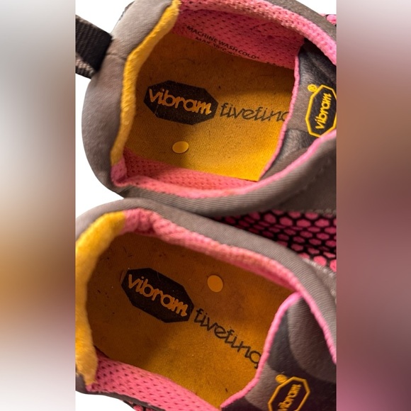 Vibram FiveFingers Women’s Barefoot Running Shoes – Size 37 (US 7) - Picture 3 of 6